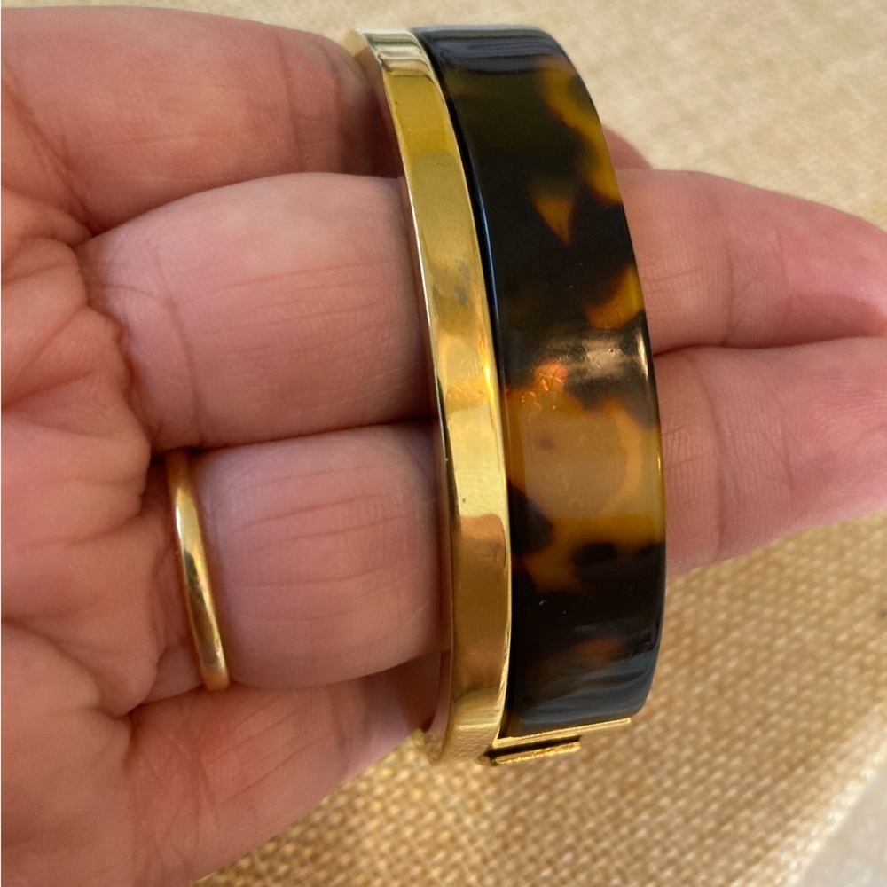 Stella &‎ Dot Tortoise Hinged Bangle Bracelet Chic Business Casual - Picture 9 of 9
